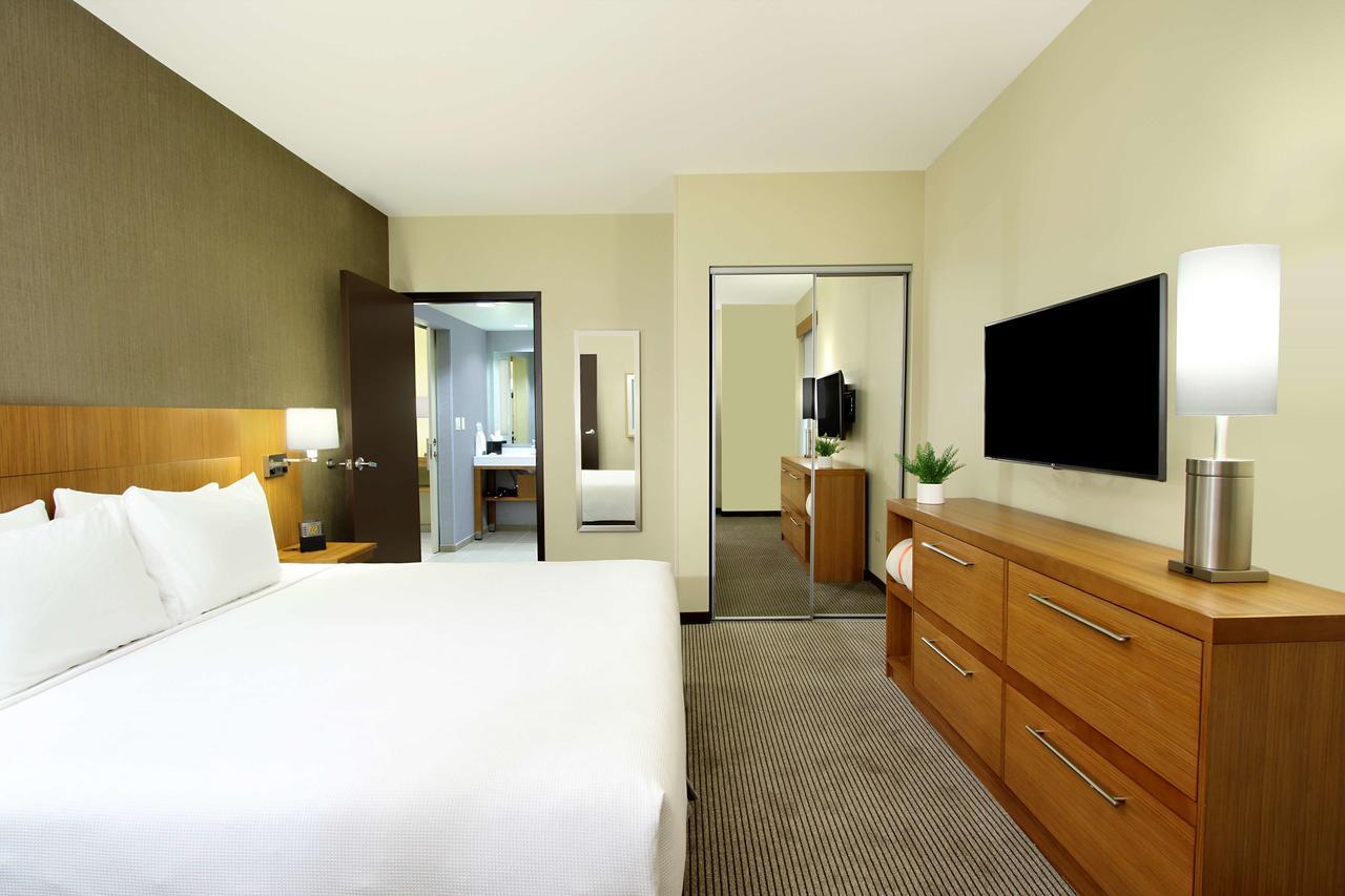 Hyatt Place Houston/Katy Bagian luar foto
